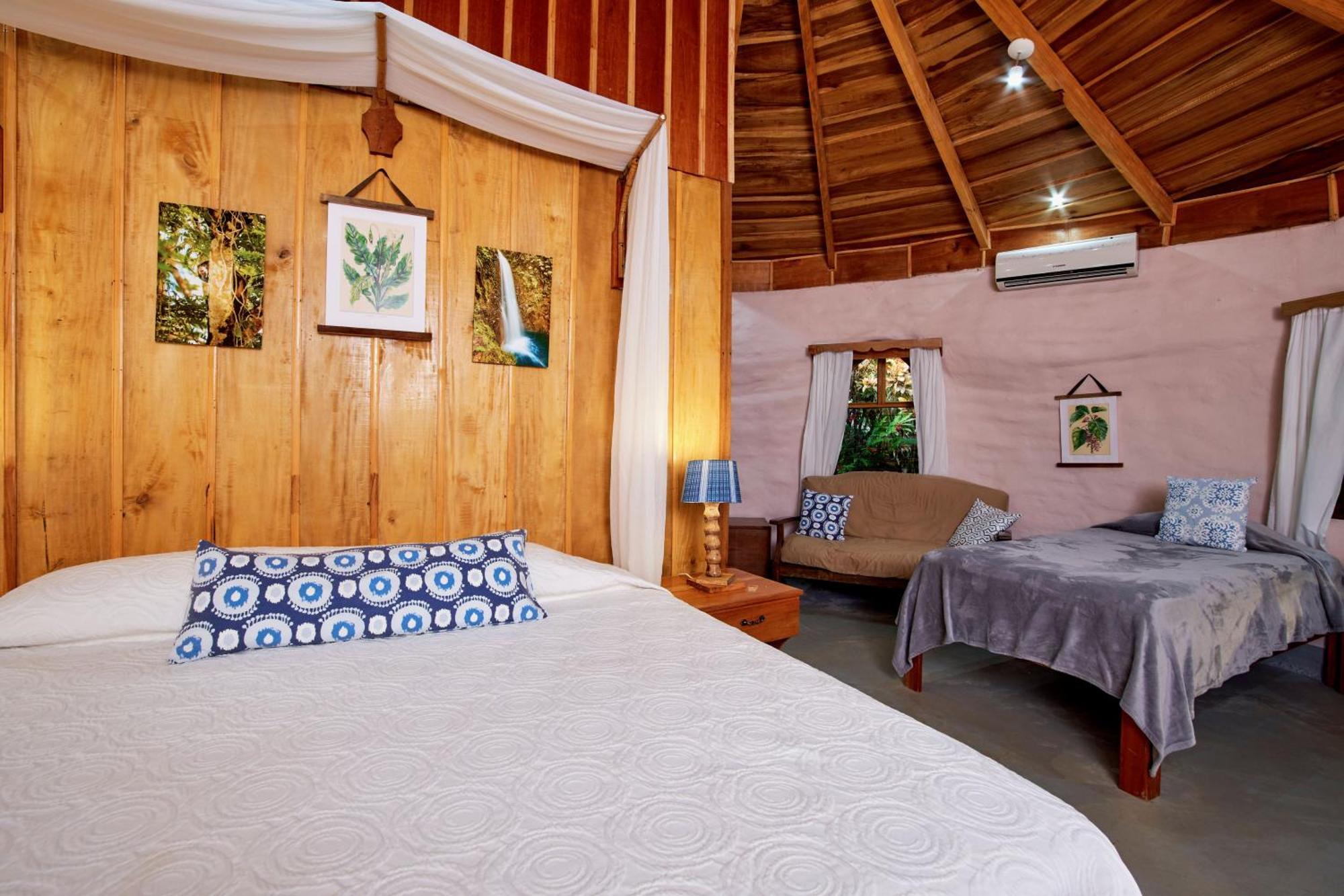 Finca Luna Nueva Lodge La Fortuna Exterior photo