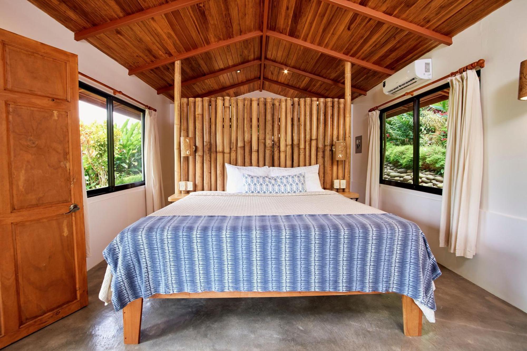 Finca Luna Nueva Lodge La Fortuna Exterior photo