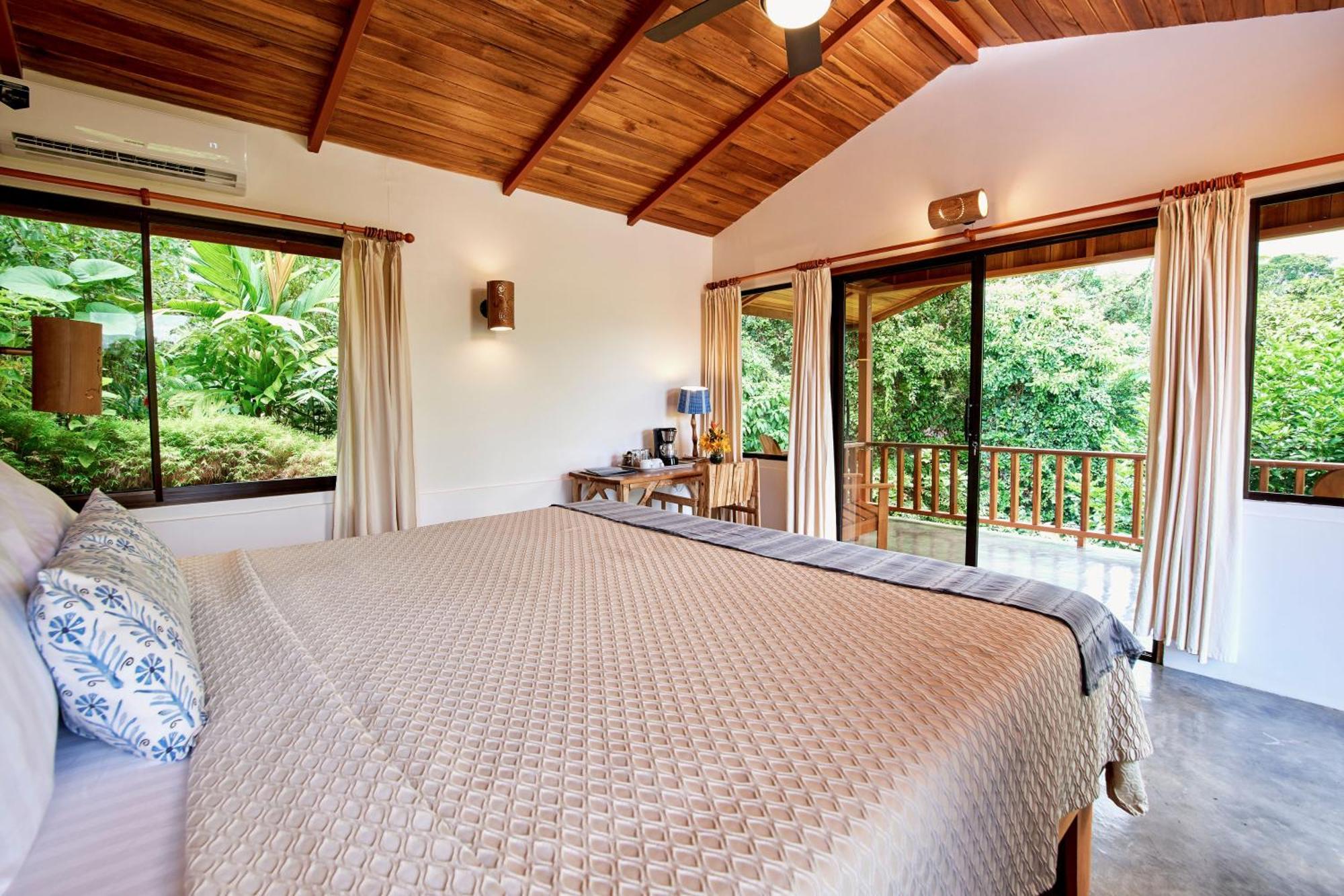 Finca Luna Nueva Lodge La Fortuna Exterior photo